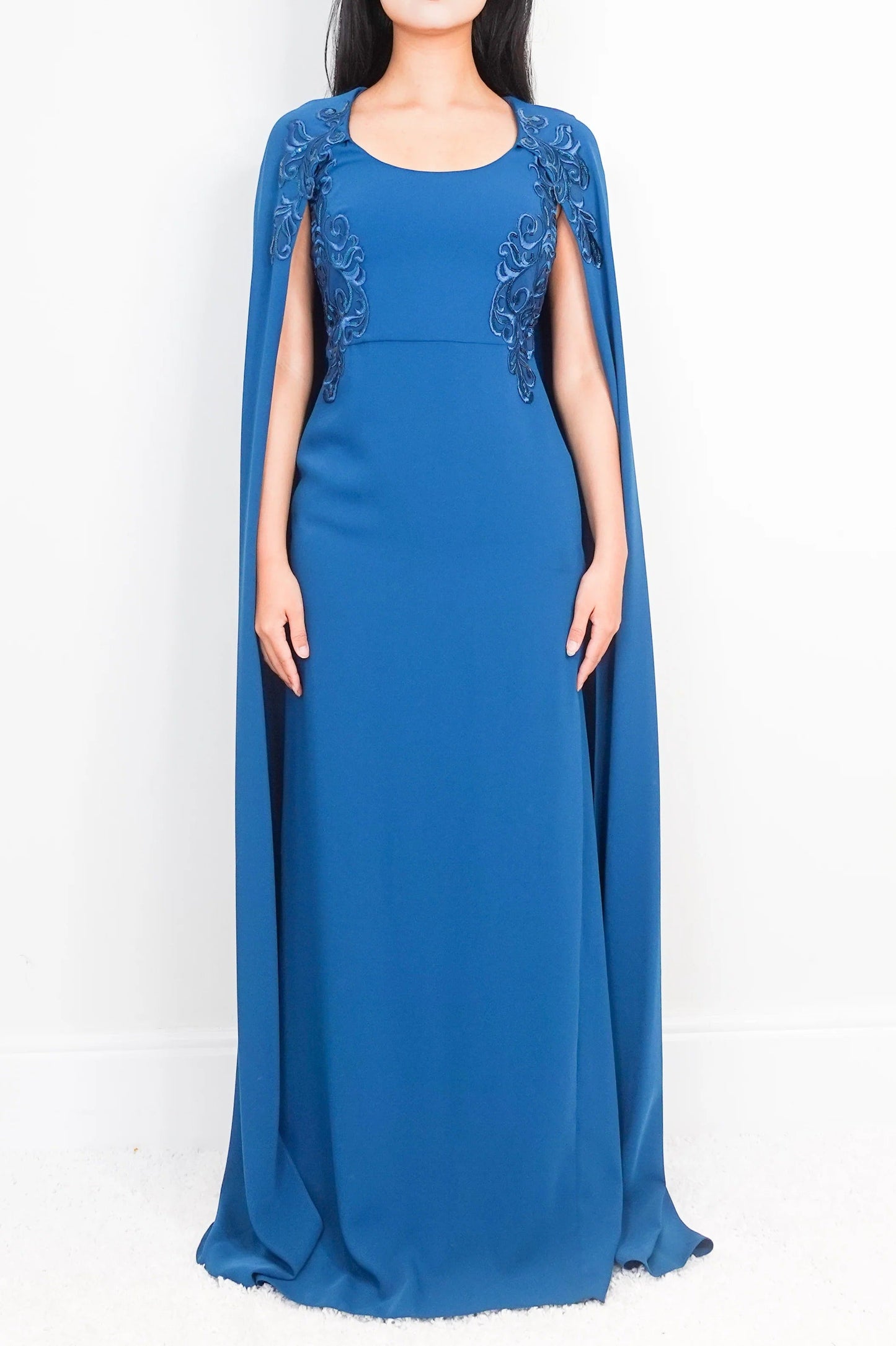 NEW Notte cape dress