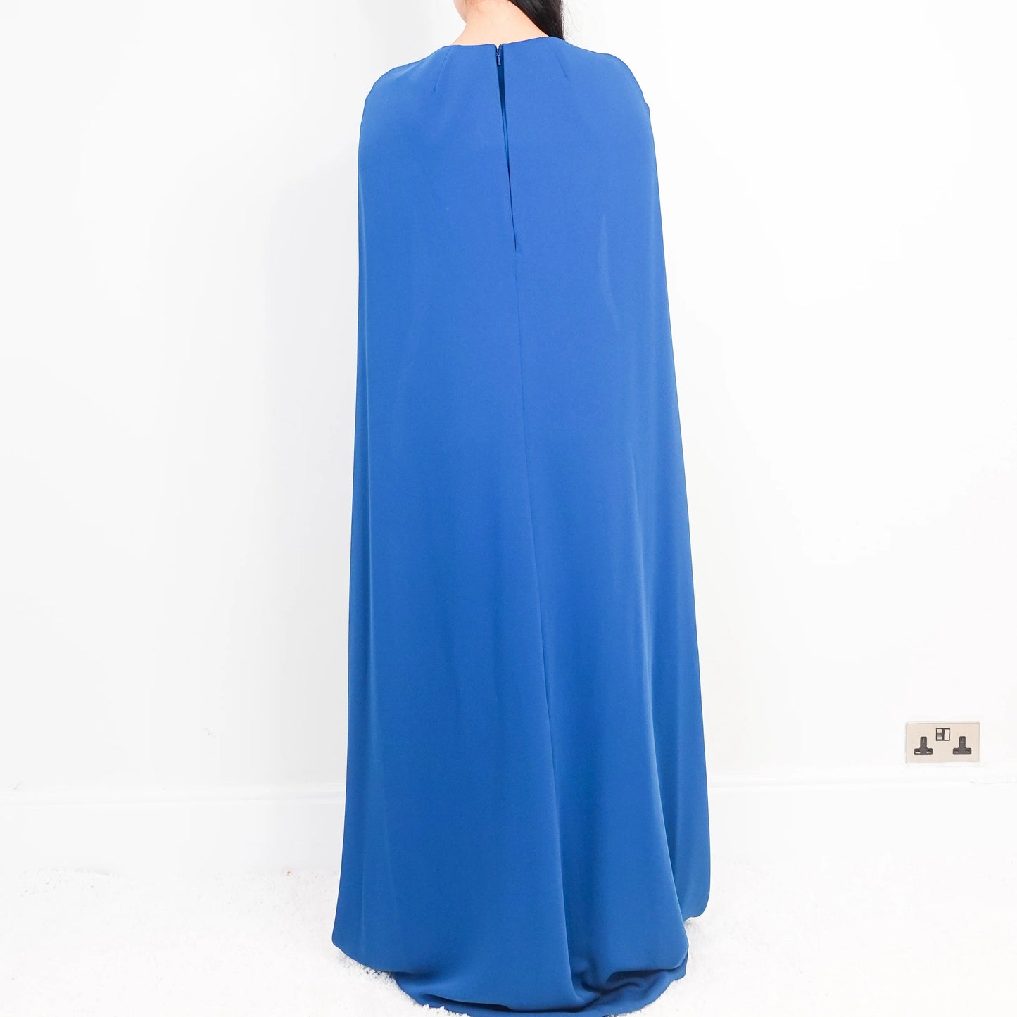 NEW  Notte cape dress